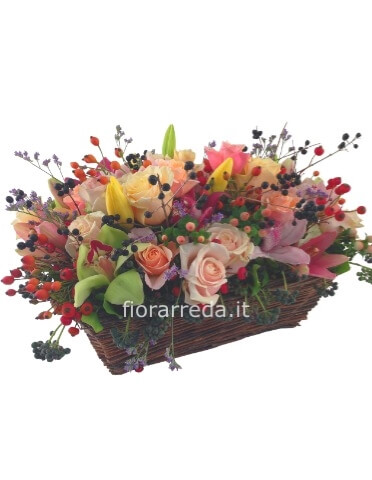 Cesto di fiori assortiti